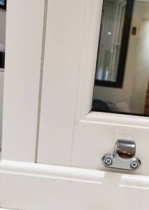 Standard bottom rails